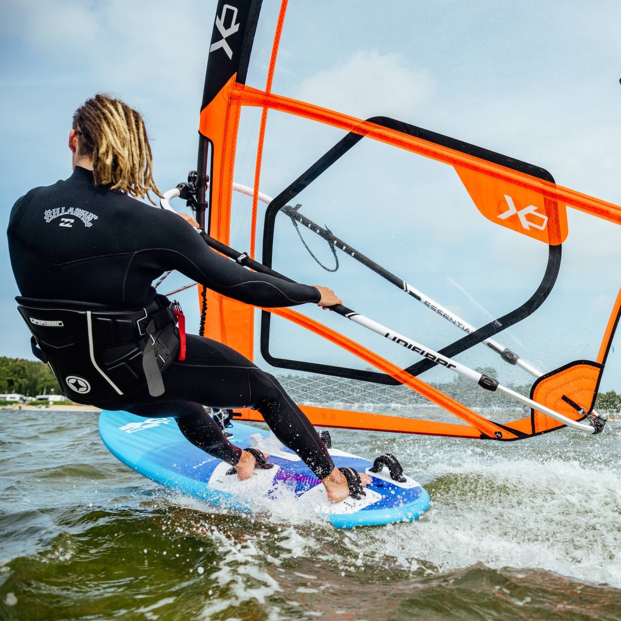 XO-Sails Maverick Monofilm Rig EPX na vode 1